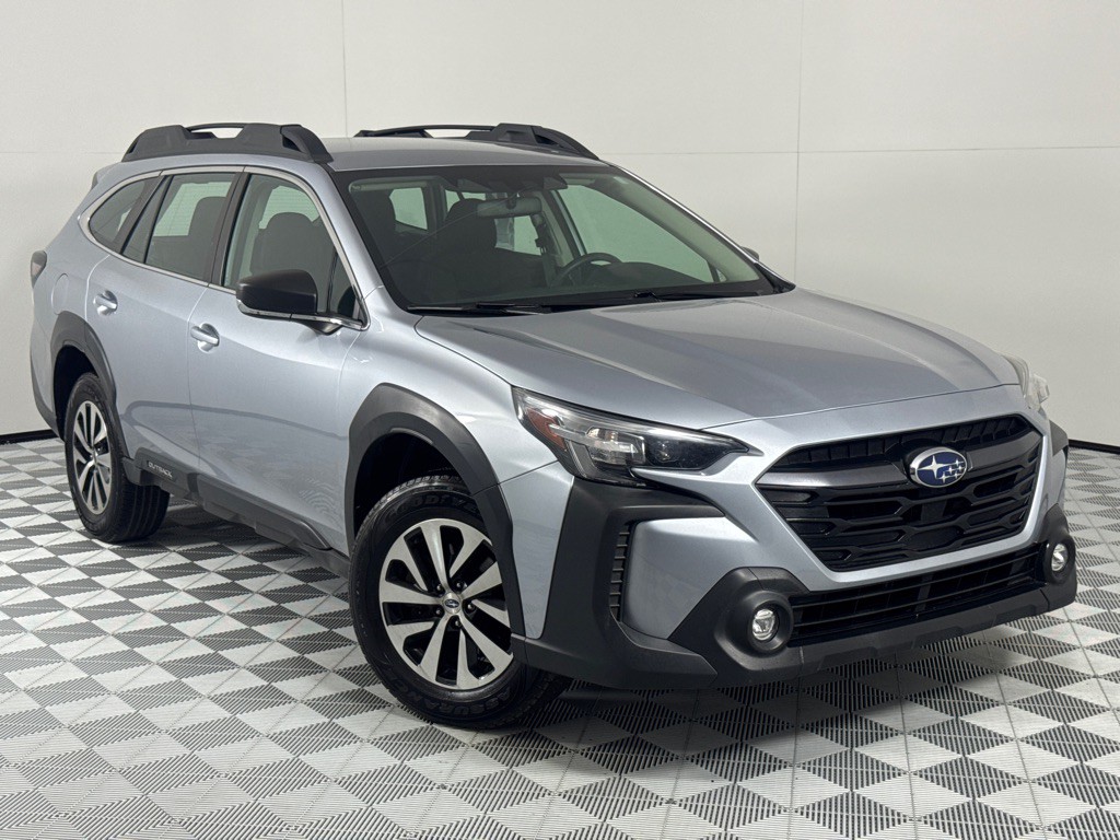 2023 Subaru Outback Image 2