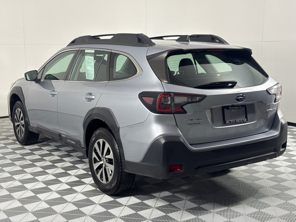 2023 Subaru Outback Image 7