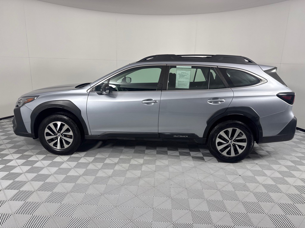 2023 Subaru Outback Image 8