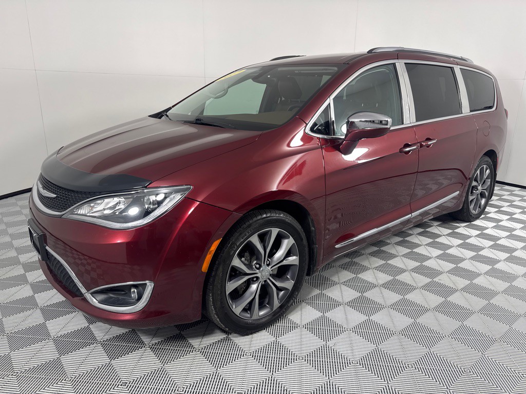 2017 Chrysler Pacifica Image 9