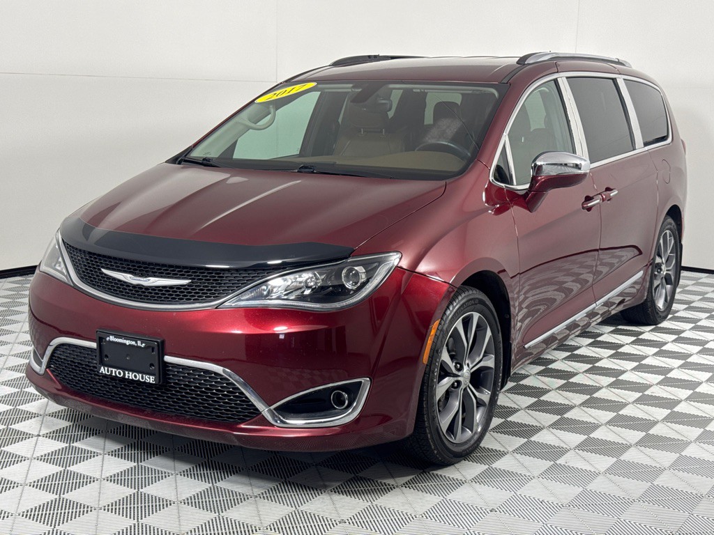 2017 Chrysler Pacifica Image 10