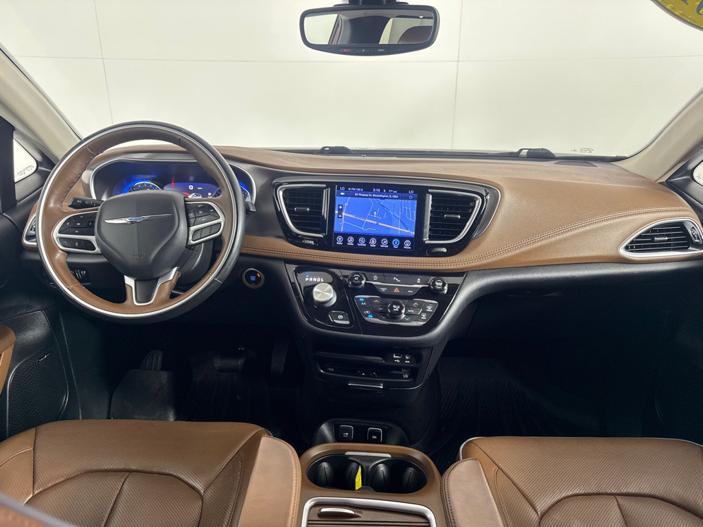 2017 Chrysler Pacifica Image 28
