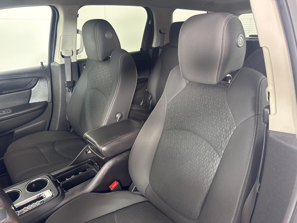 2013 GMC Acadia Image 10