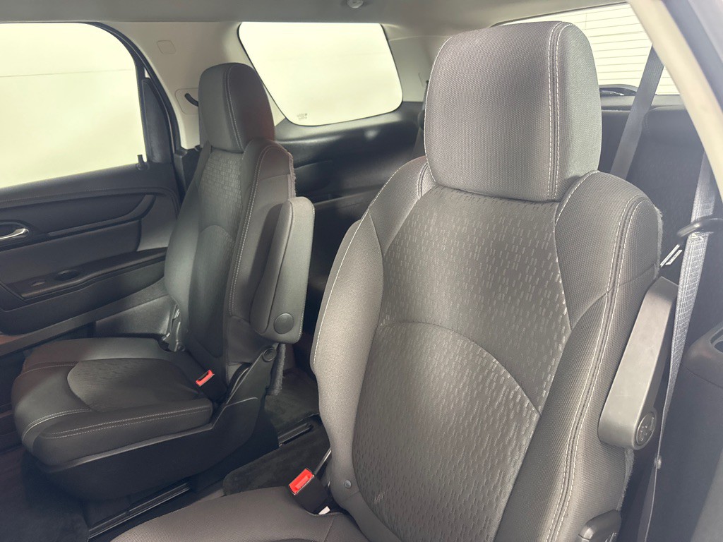 2013 GMC Acadia Image 17