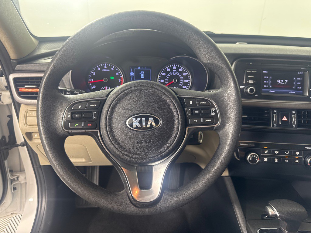 2017 Kia Optima Image 15