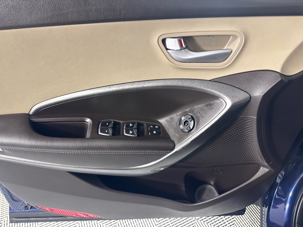 2017 Hyundai Santa Fe Sport Image 12