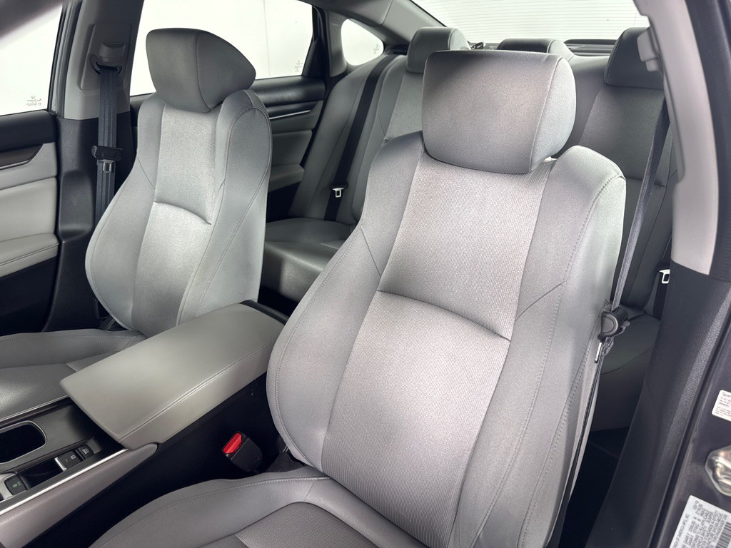 2019 Honda Accord Image 12