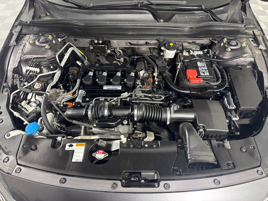 2019 Honda Accord Image 24