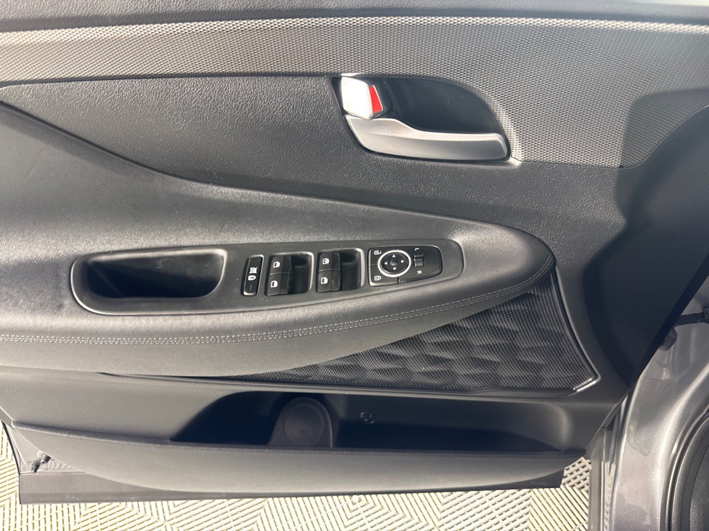 2019 Hyundai Santa Fe Image 12