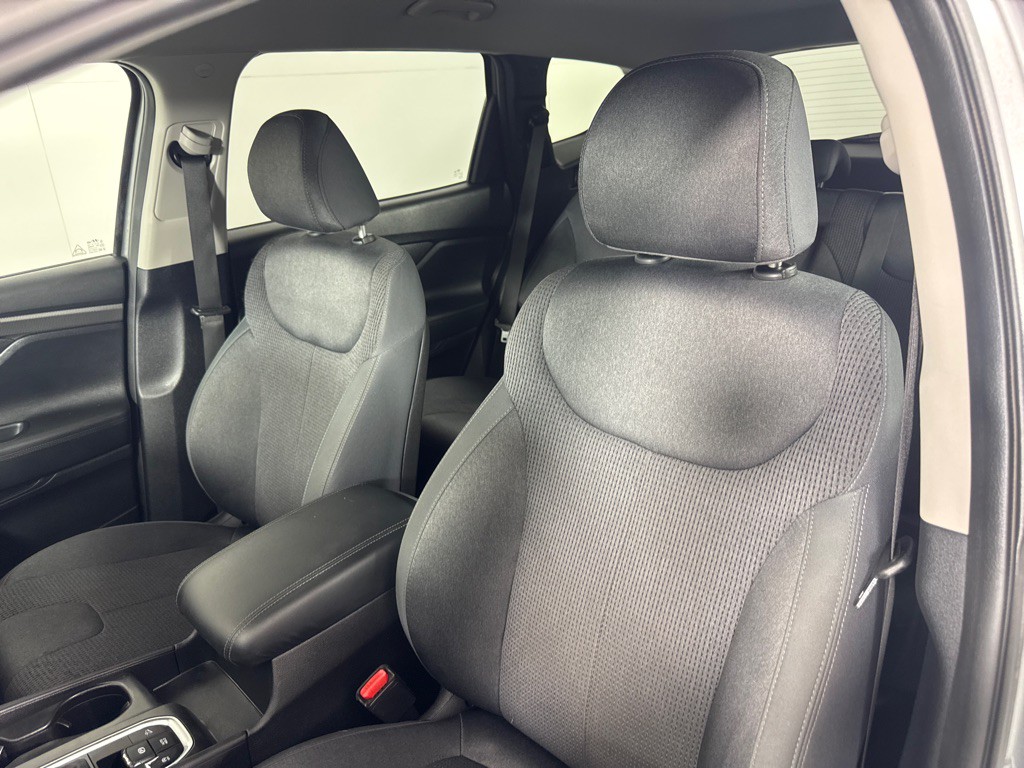 2019 Hyundai Santa Fe Image 13