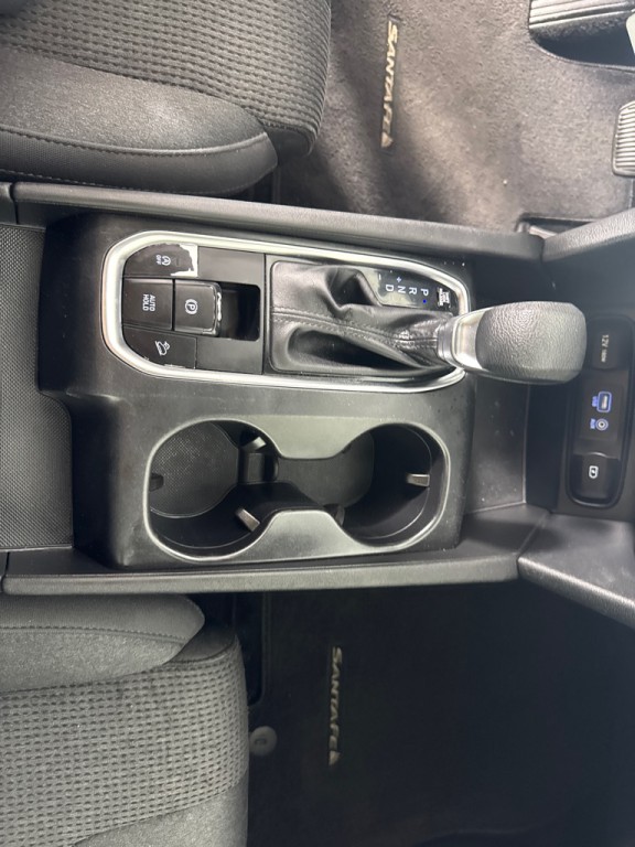 2019 Hyundai Santa Fe Image 18