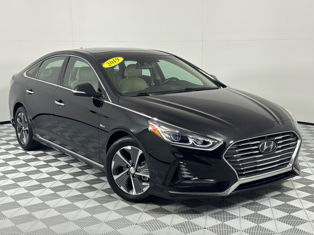 2019 Hyundai Sonata Image 2