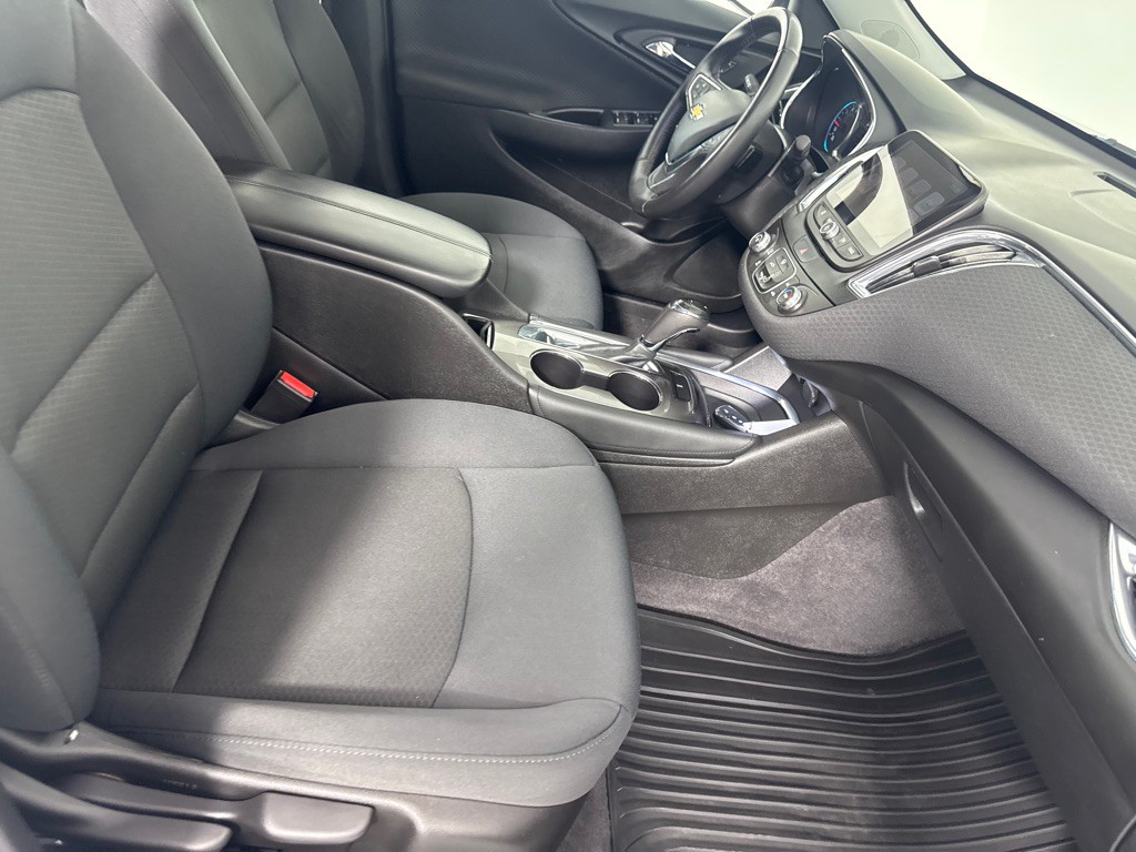 2017 Chevrolet Malibu Image 22