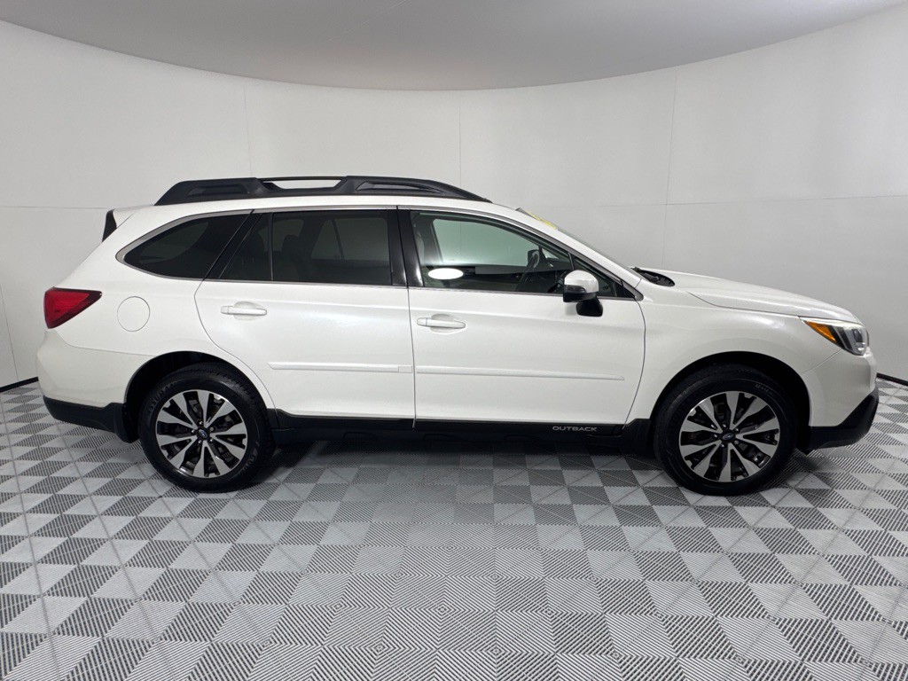 2016 Subaru Outback Image 4