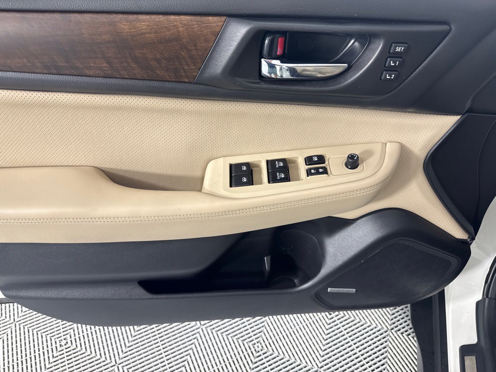 2016 Subaru Outback Image 10