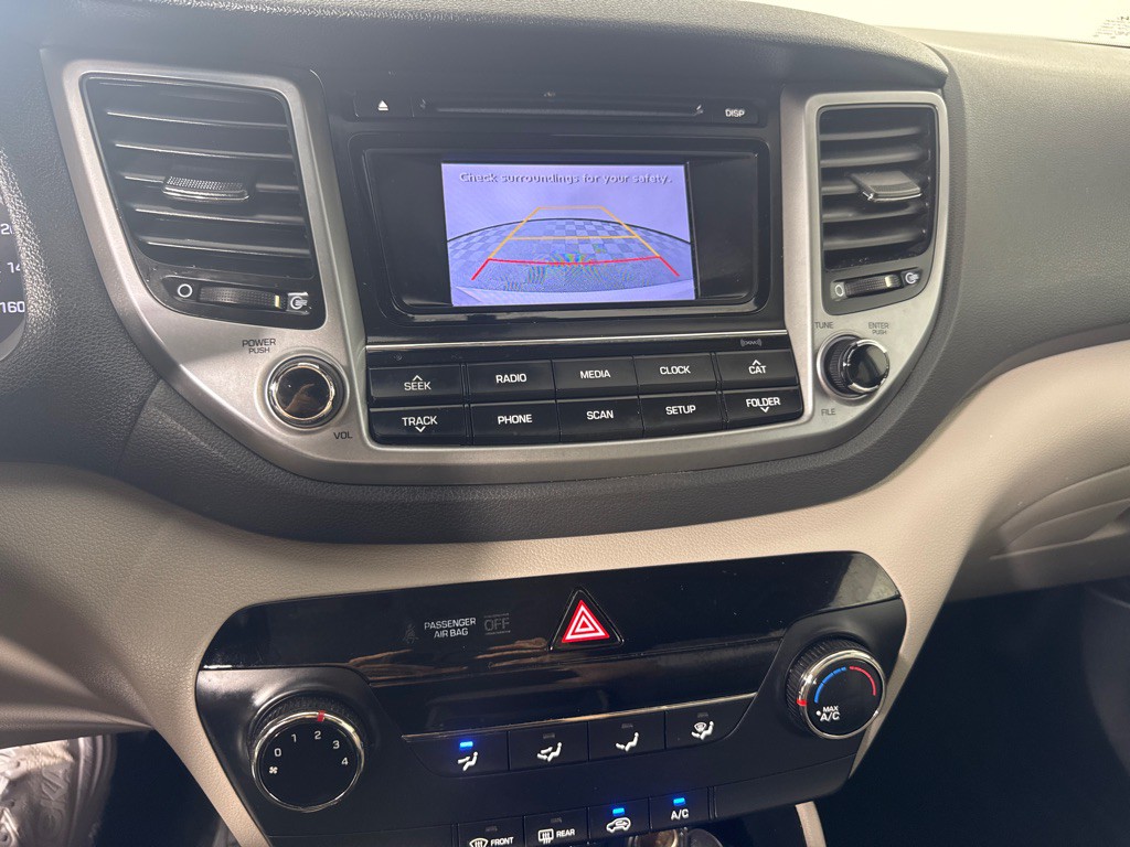 2017 Hyundai Tucson Image 15