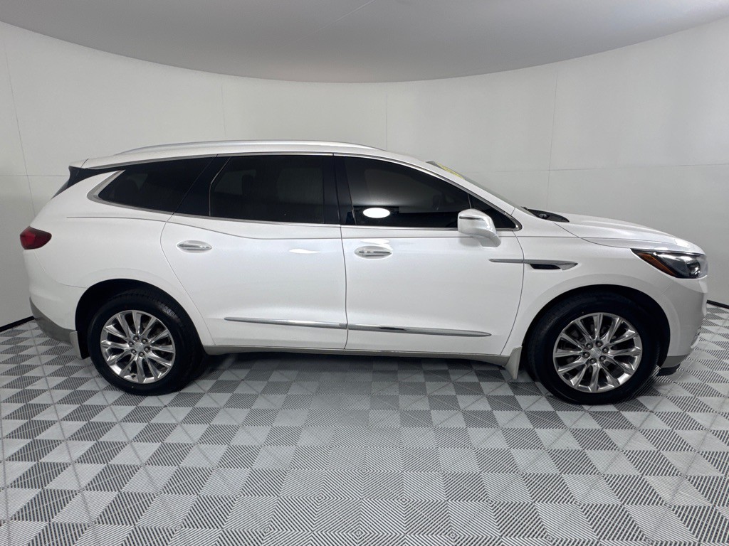 2018 Buick Enclave Image 4