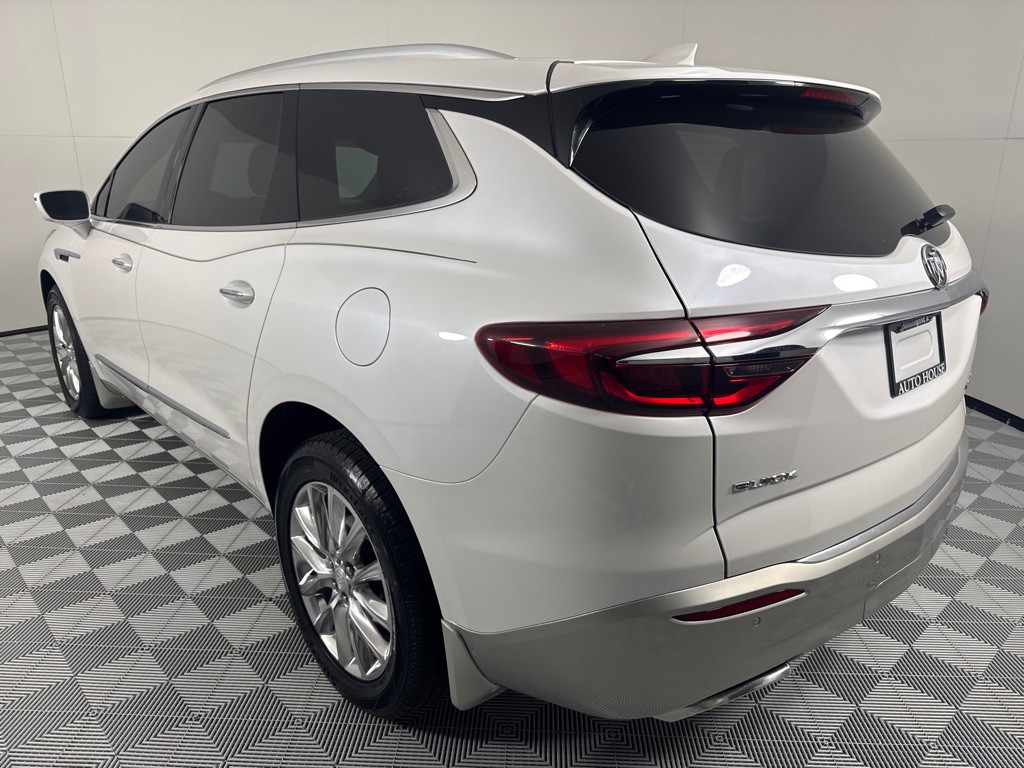 2018 Buick Enclave Image 8