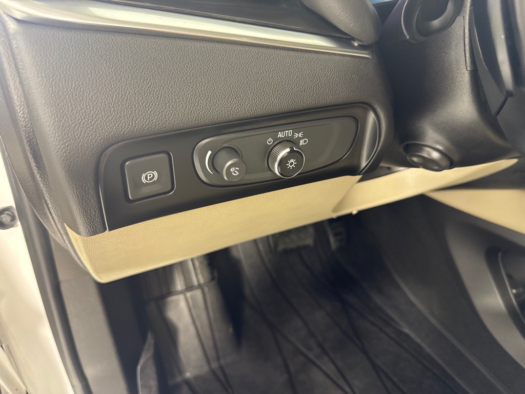 2018 Buick Enclave Image 15
