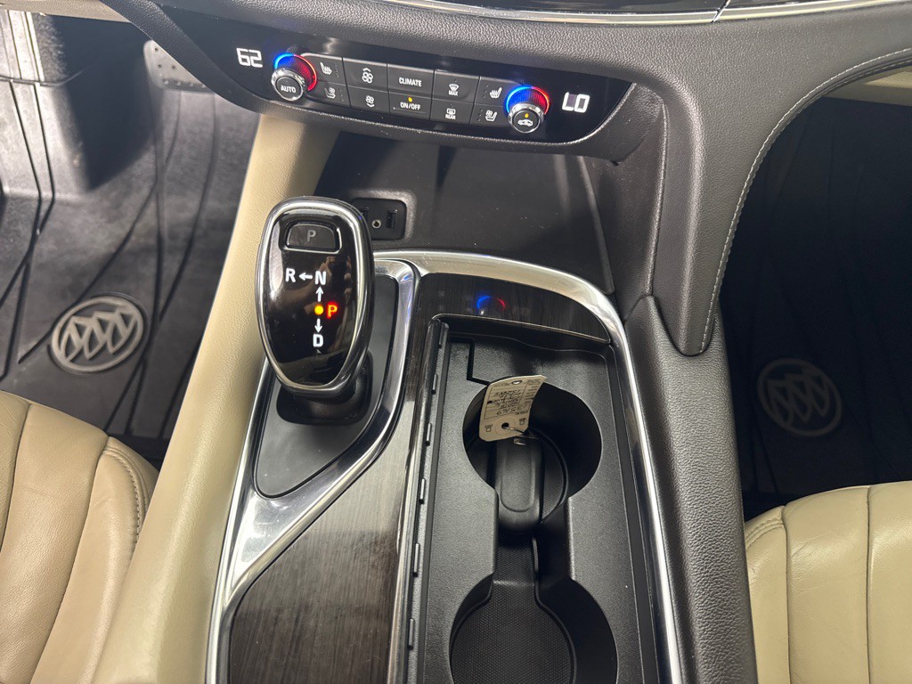 2018 Buick Enclave Image 19