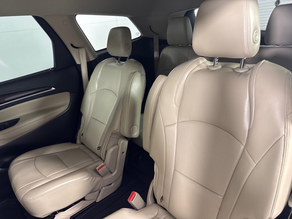 2018 Buick Enclave Image 21