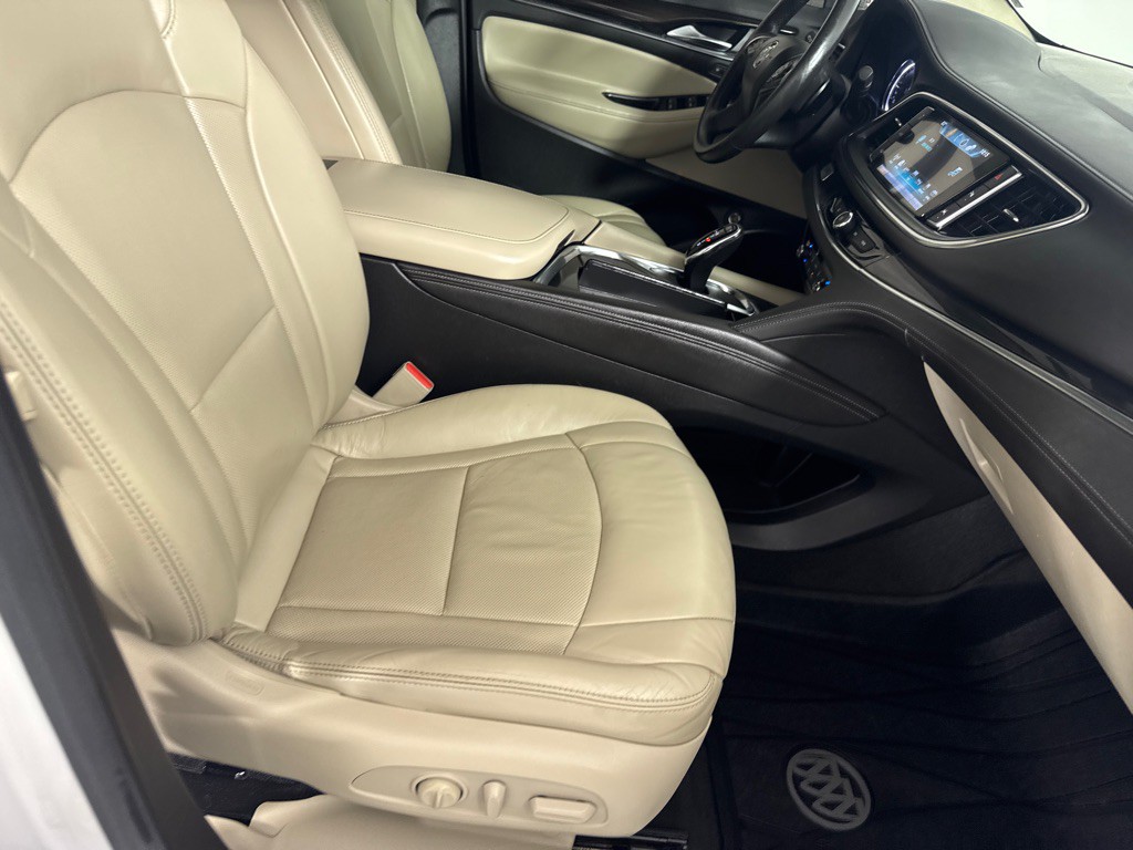 2018 Buick Enclave Image 26