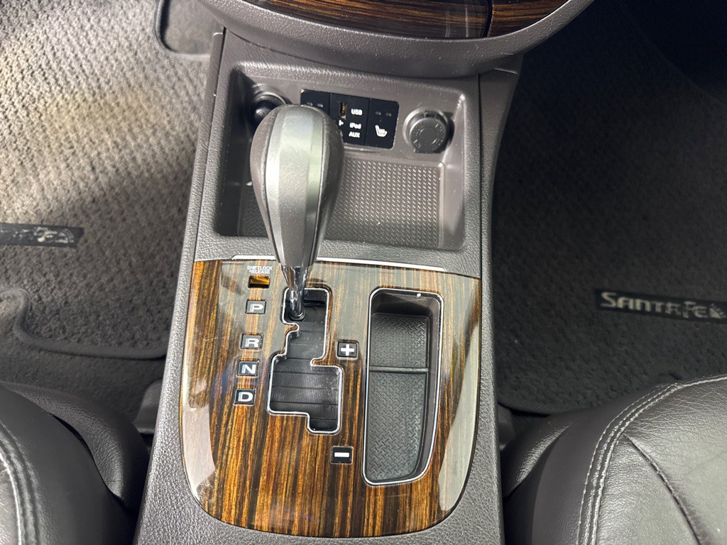 2011 Hyundai Santa Fe Image 15