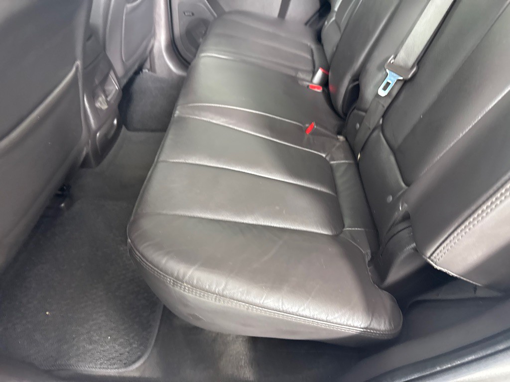 2011 Hyundai Santa Fe Image 16