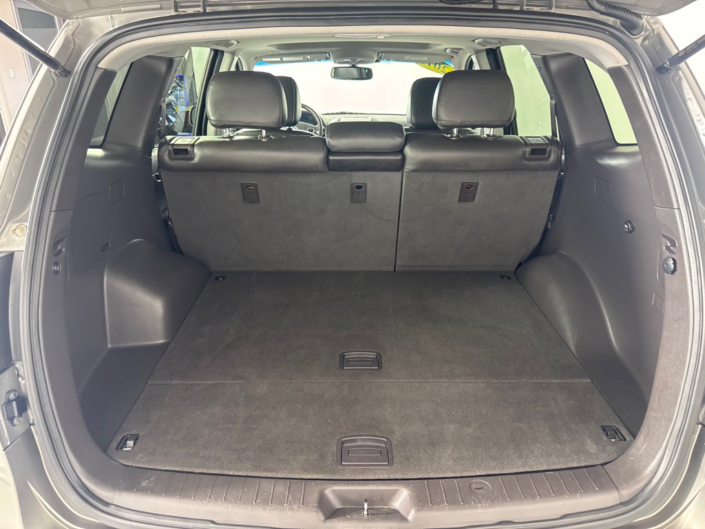 2011 Hyundai Santa Fe Image 18