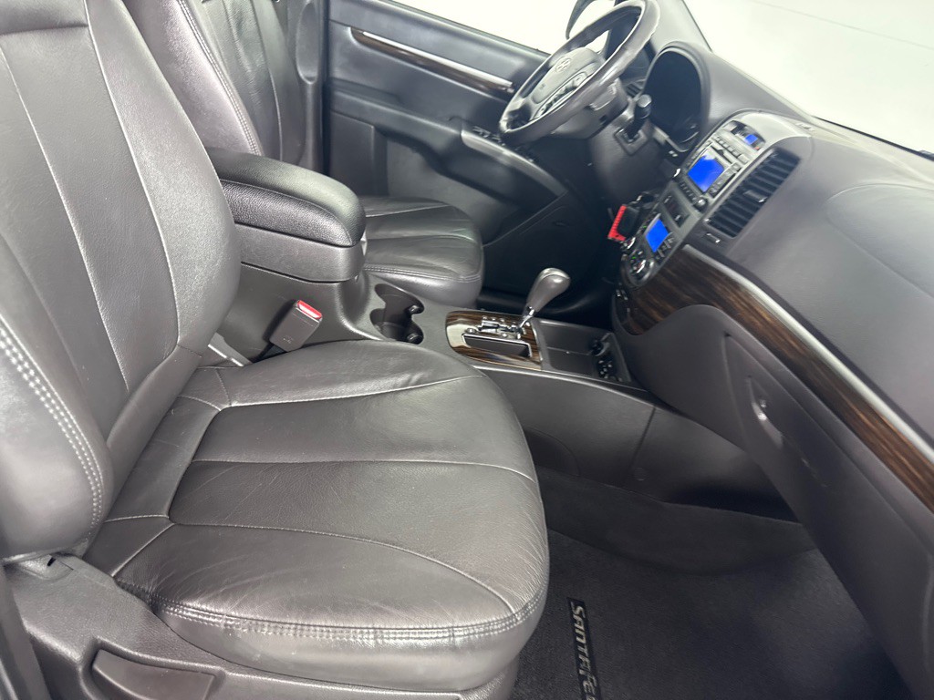 2011 Hyundai Santa Fe Image 21