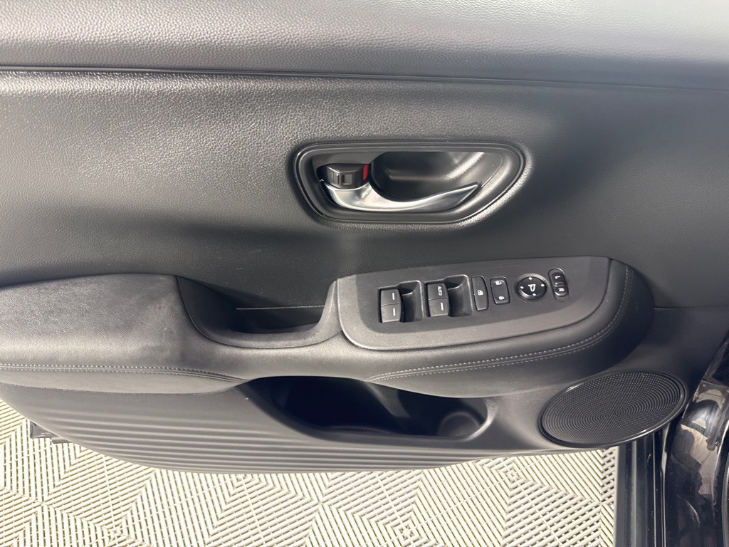 2023 Honda HR-V Image 13