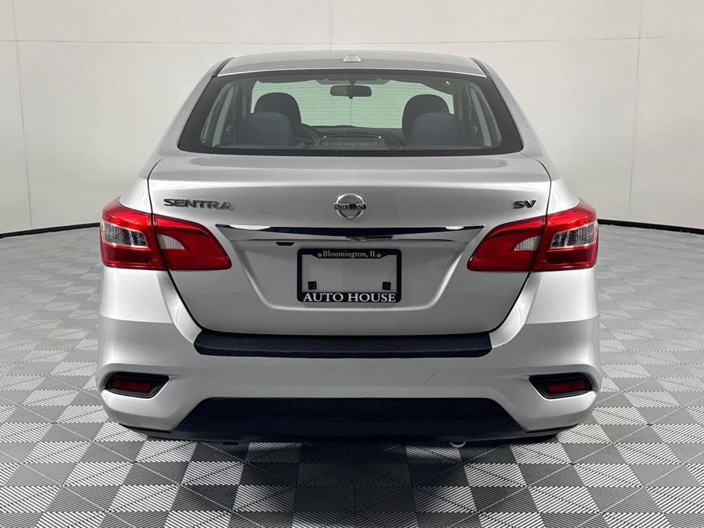 2016 Nissan Sentra Image 5