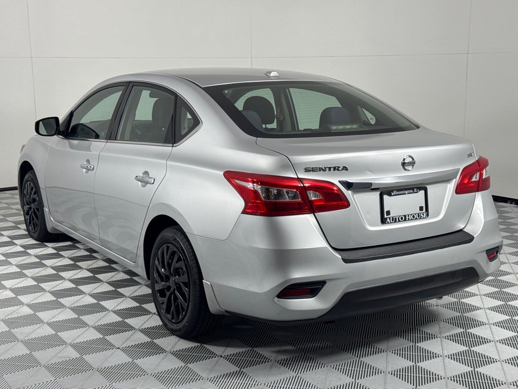 2016 Nissan Sentra Image 6