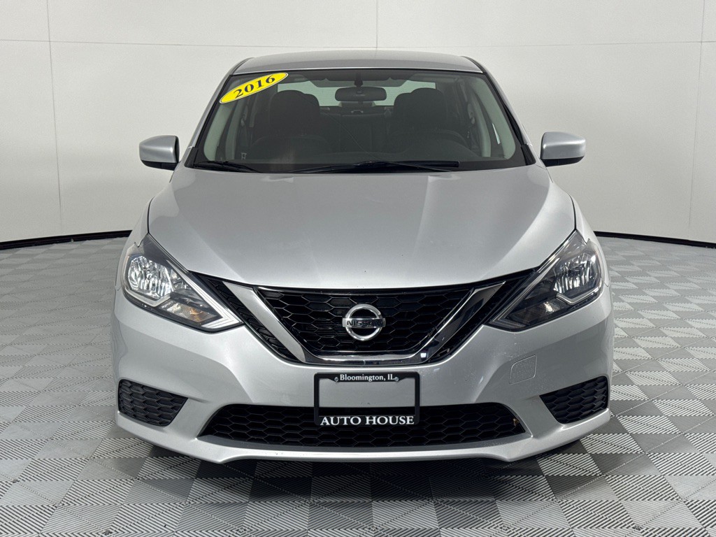 2016 Nissan Sentra Image 9