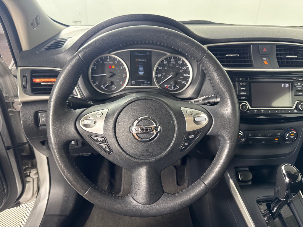 2016 Nissan Sentra Image 14
