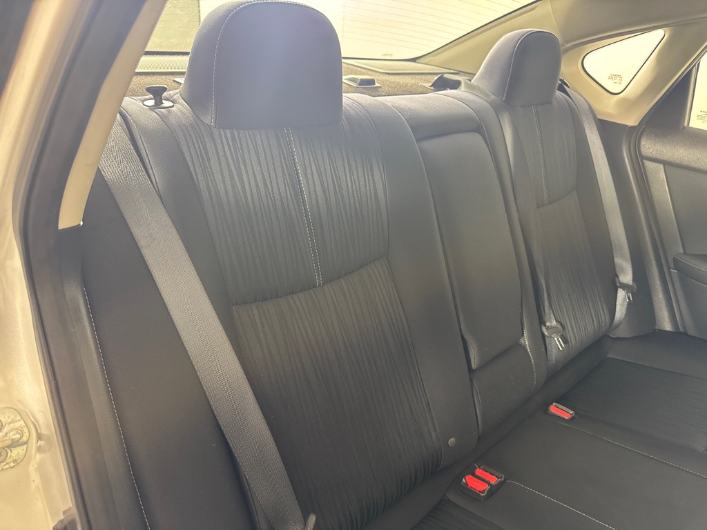2016 Nissan Sentra Image 20