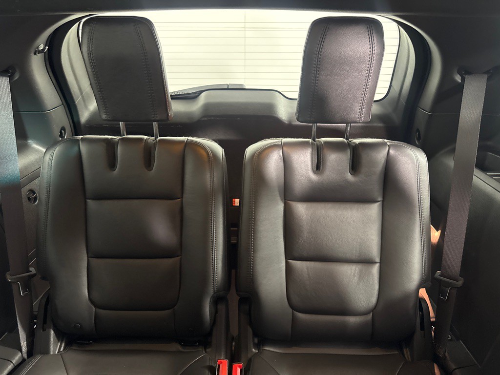 2015 Ford Explorer Image 19