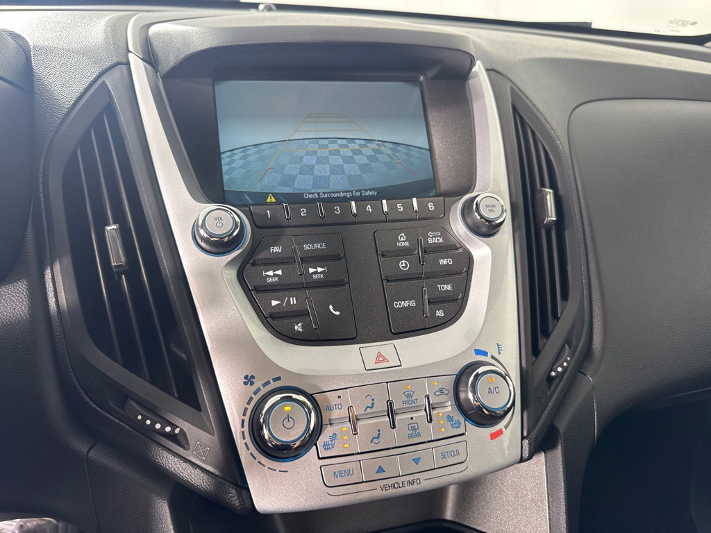 2016 Chevrolet Equinox Image 17