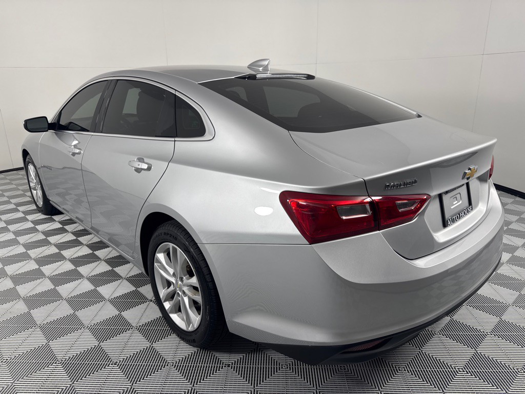 2016 Chevrolet Malibu Image 7