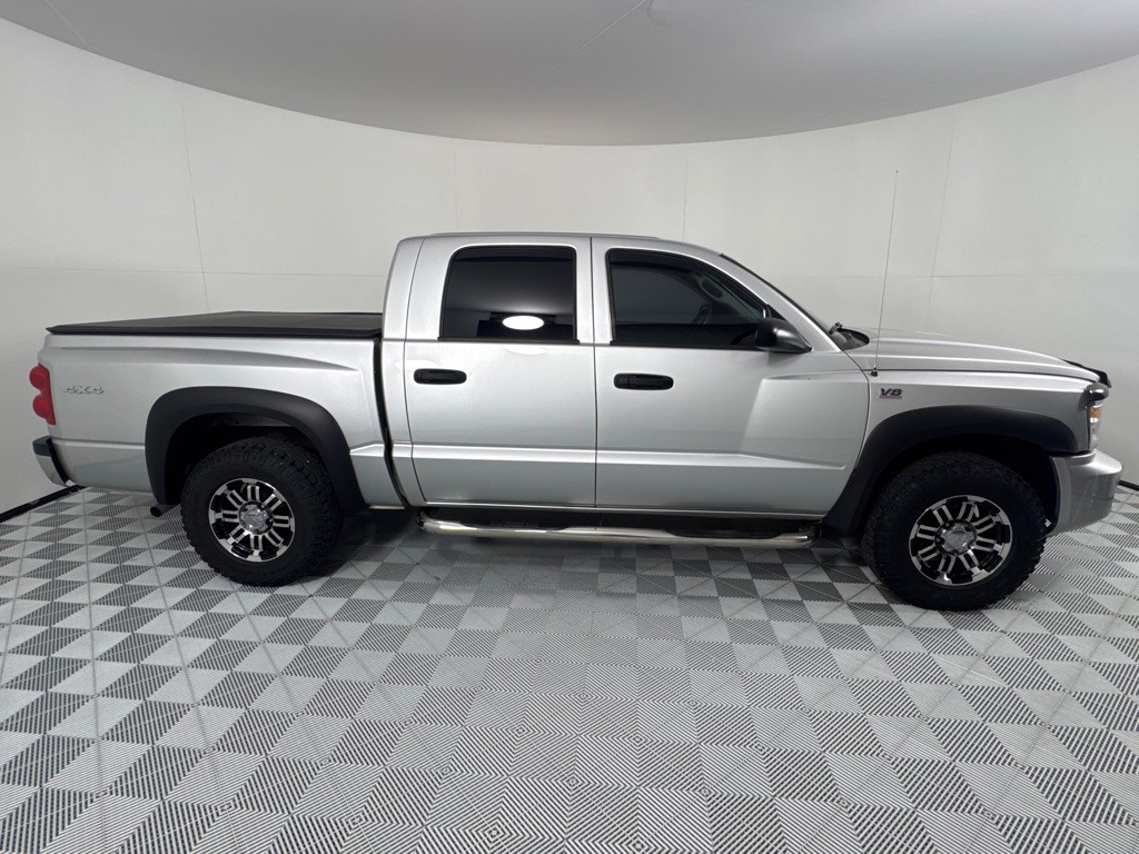 2011 Dodge Dakota Image 4