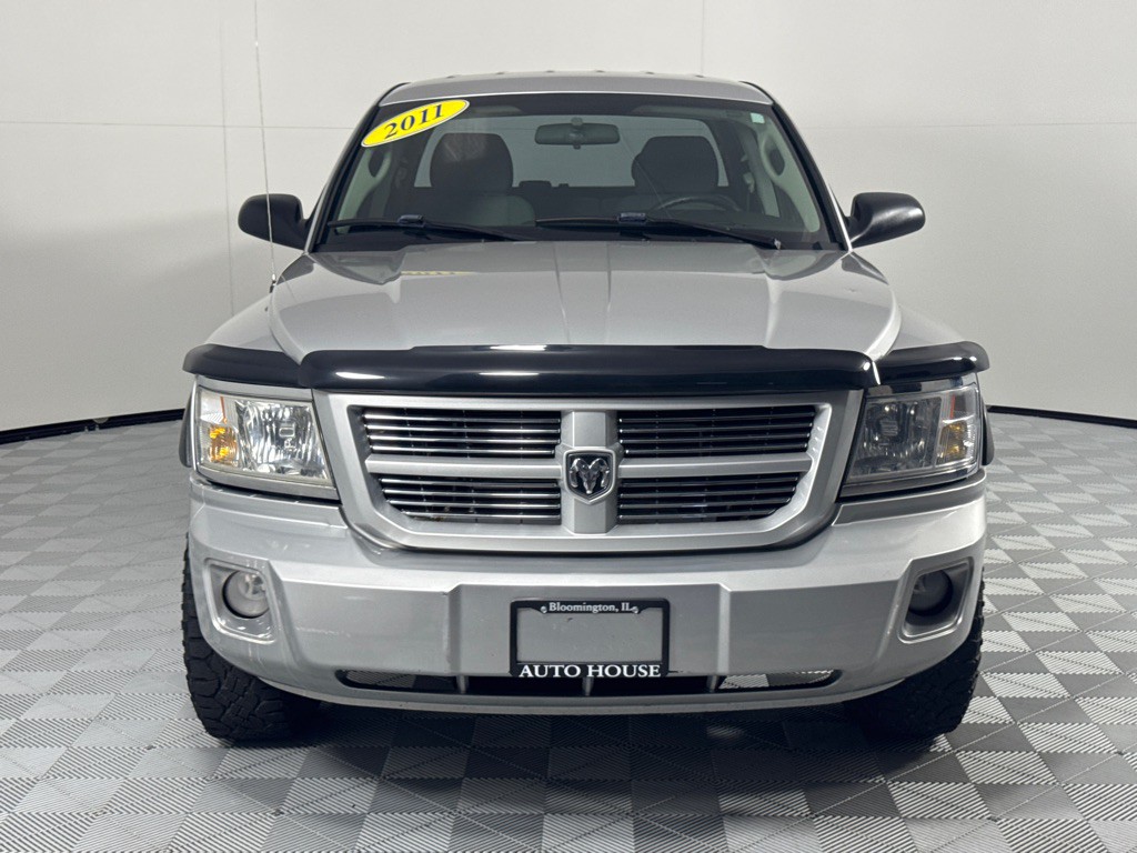 2011 Dodge Dakota Image 9