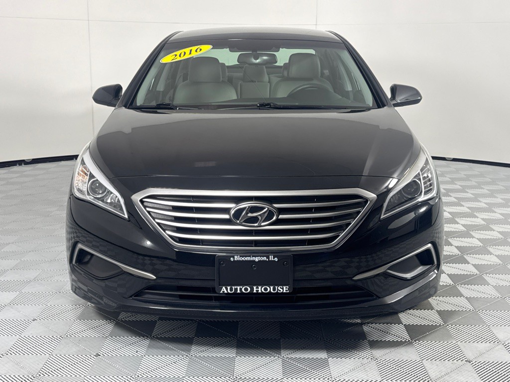 2016 Hyundai Sonata Image 9