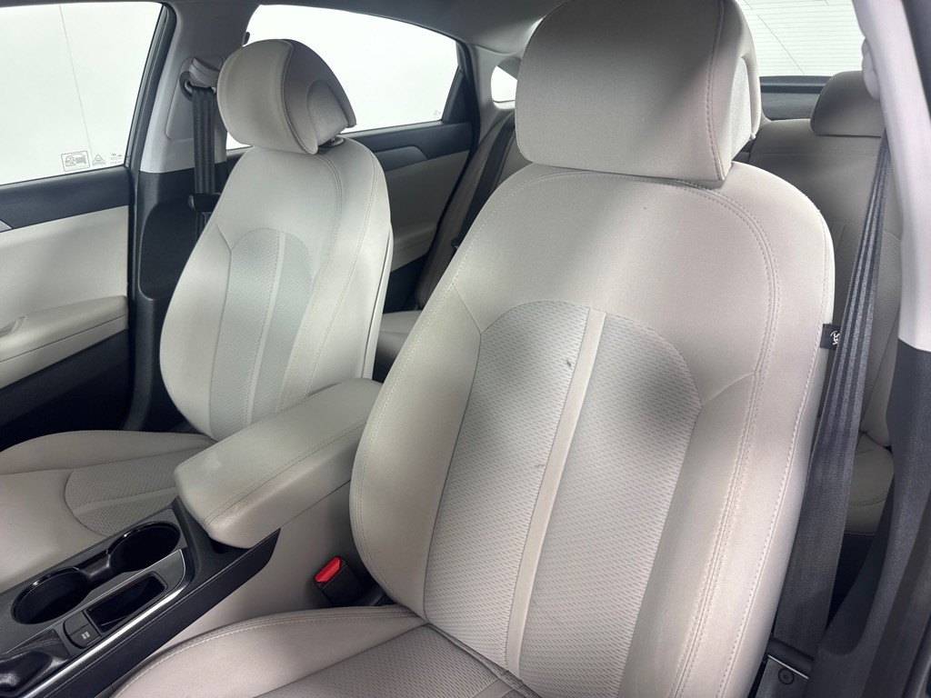 2016 Hyundai Sonata Image 12