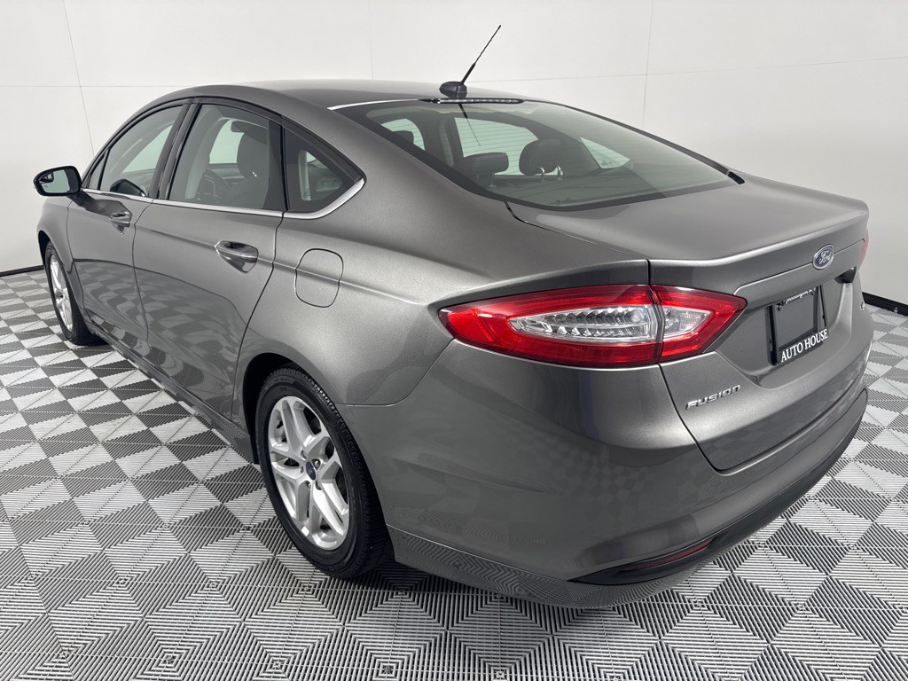 2014 Ford Fusion Image 8