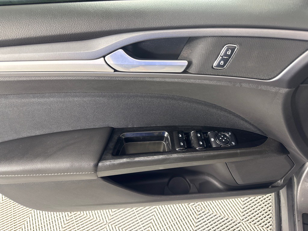 2014 Ford Fusion Image 12
