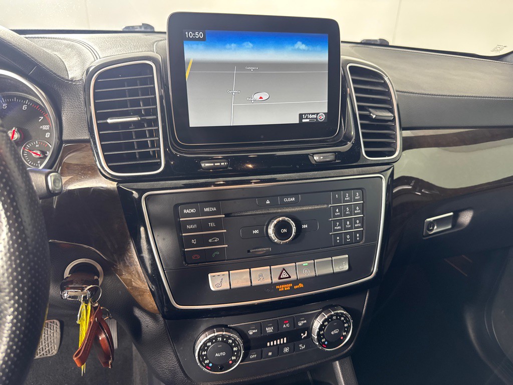 2017 Mercedes-Benz GLS-Class Image 18