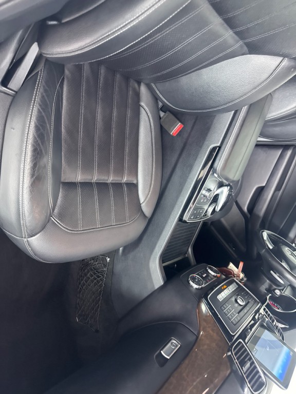2017 Mercedes-Benz GLS-Class Image 23