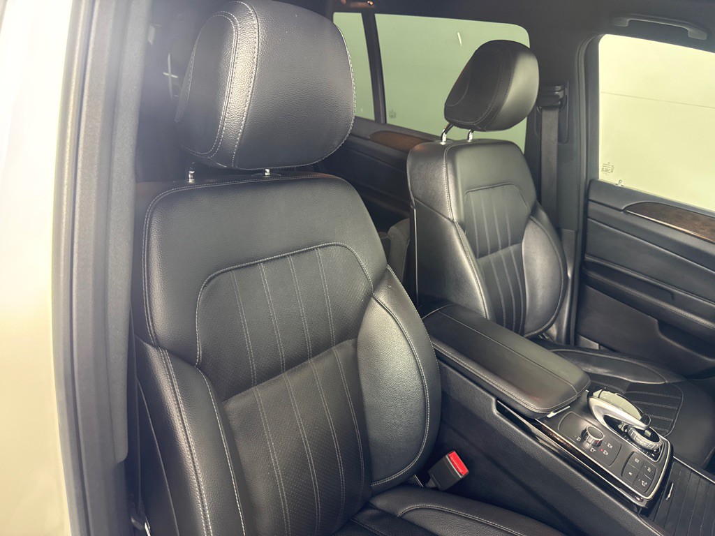 2017 Mercedes-Benz GLS-Class Image 24