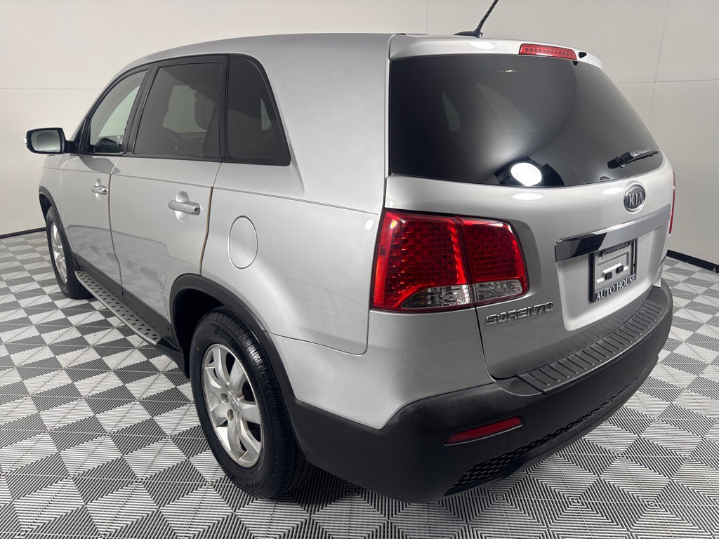 2013 Kia Sorento Image 8