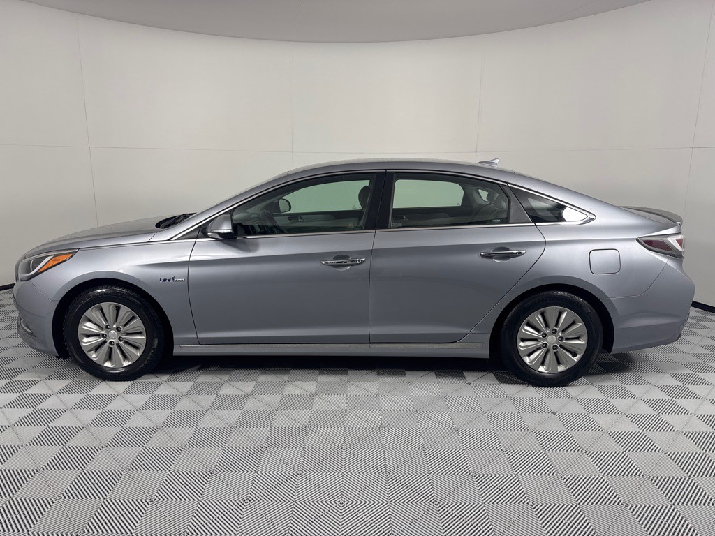 2016 Hyundai Sonata Image 8
